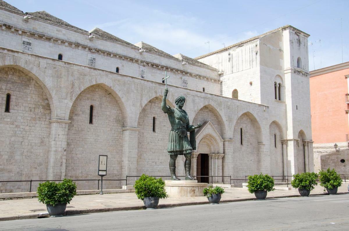One Hundred Churches Barletta Exterior photo